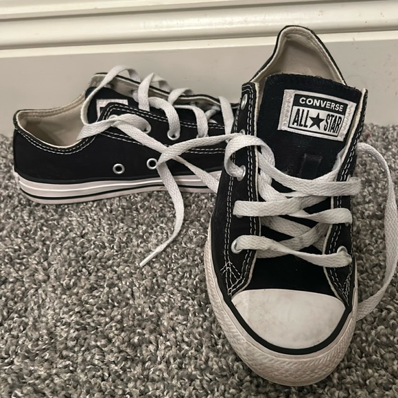 Converse - Picture 1 of 1